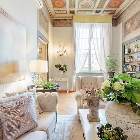 Casa San Giovanni, Romantic With View Over A Church Apartment *